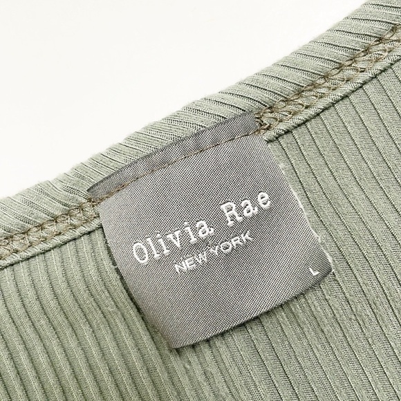 Olivia Rae green ribbed top - Picture 3 of 4